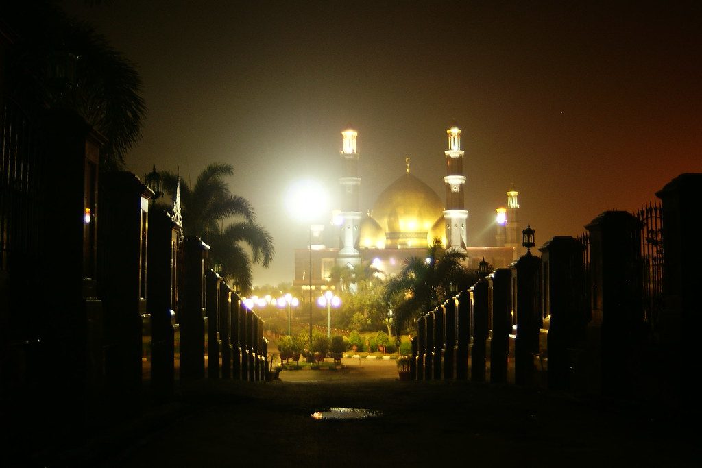 Tampak malam